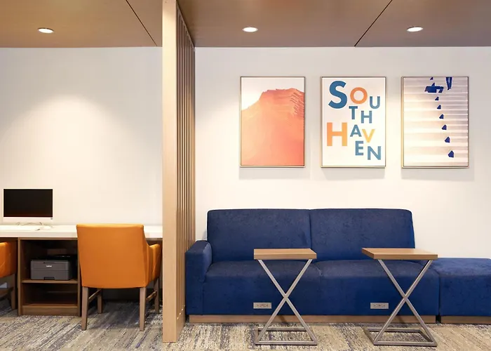 Express & - Area Hotel
