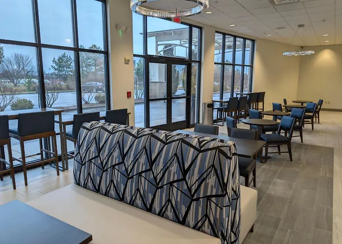 Express & - Area 3* Carbondale