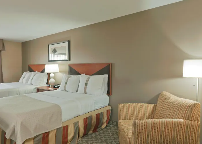 Express & - Area Hotel